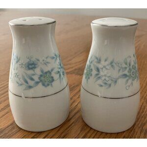 Royal Wentworth Japan PRINCESS Blue Floral Salt & Pepper Shakers